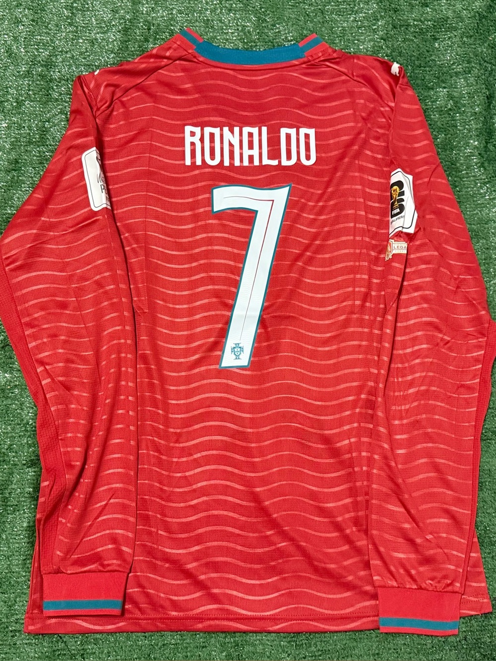 Cristiano Ronaldo #7 Portugal Home Jersey Long Sleeve 26/27 - Picture 2 of 2